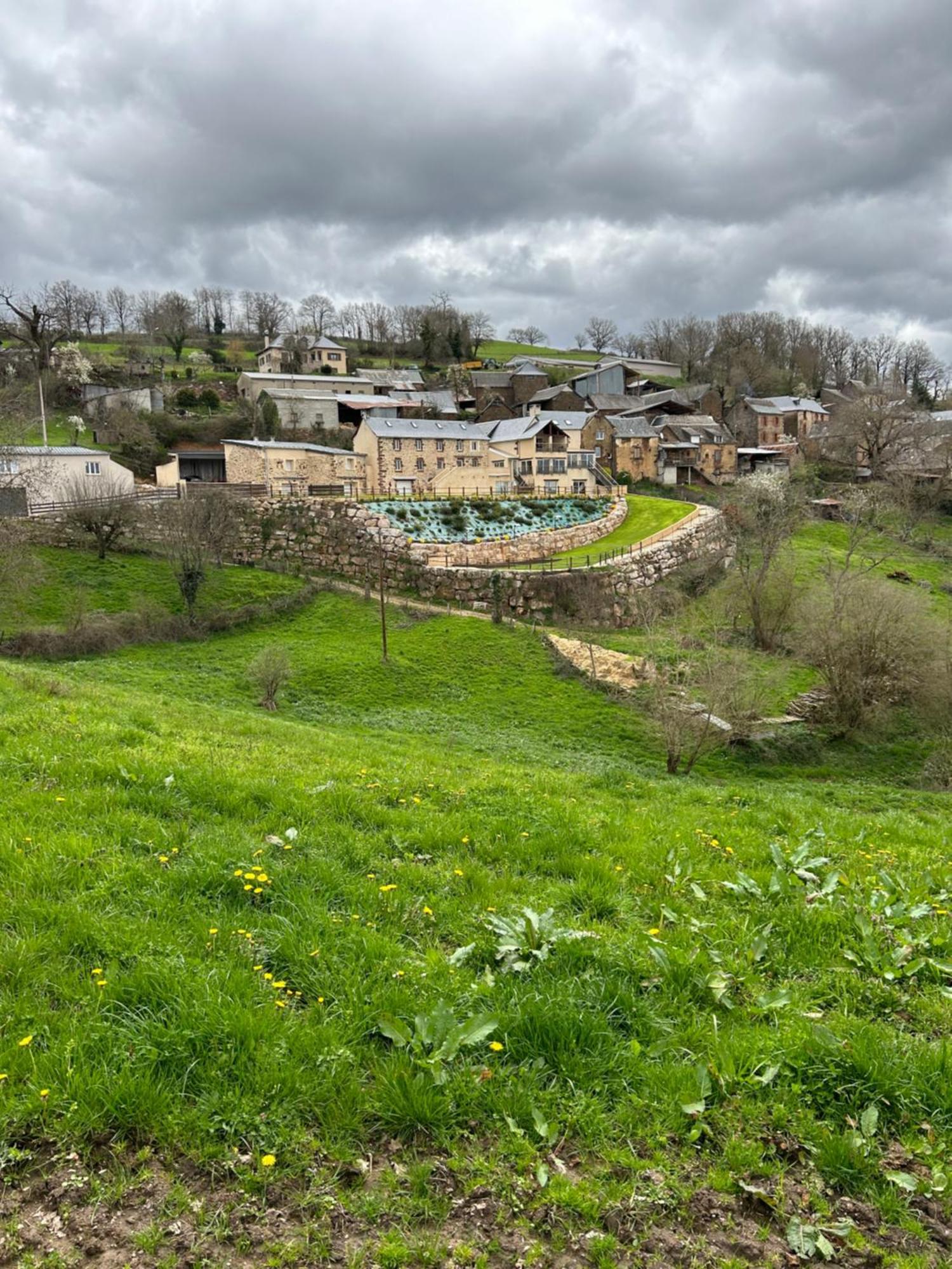 Le Domaine Du Bez Gite De Michel Piscine Sauna Hammam Spa Saint-Laurent-dʼOlt Exterior foto